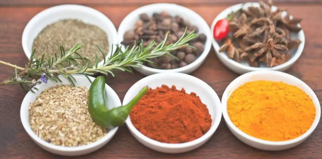 herbs and spices in southern foods